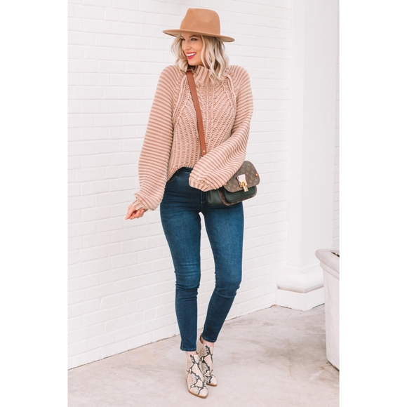 Free People Sweatheart sweater - Picture 9 of 16